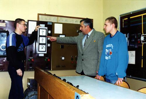238PracElektrDuzy.JPG 38.5 KB