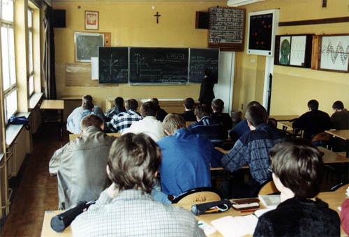 Pracownia elektrotechniki - sala 410